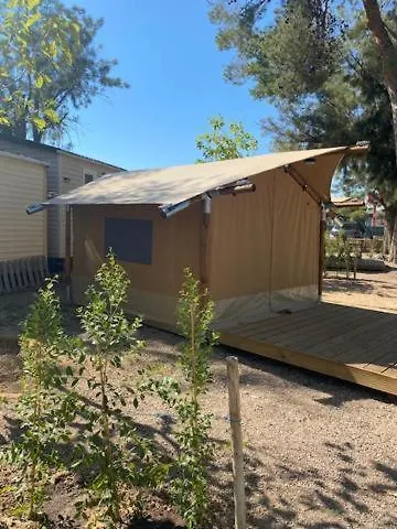 KT-0094 Magnífica Tienda Tipi - Camping Miramar Playa Torredembarra